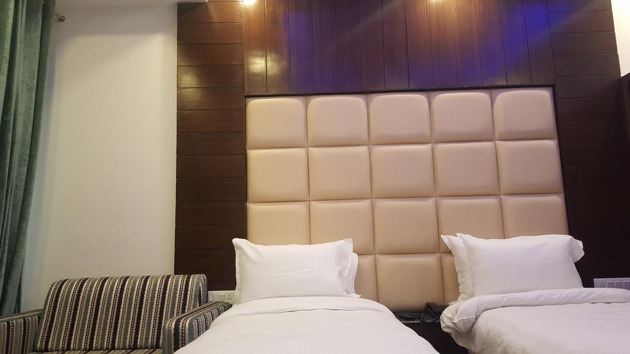 Kamakshi Residency By Royal Collection Hotel & Resorts Tapovan Ngoại thất bức ảnh